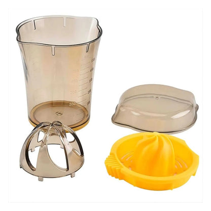 Exploded view of the manual lemon squeezer: a good lemon squeezer for limes and oranges, showing its four easy-to-clean parts.